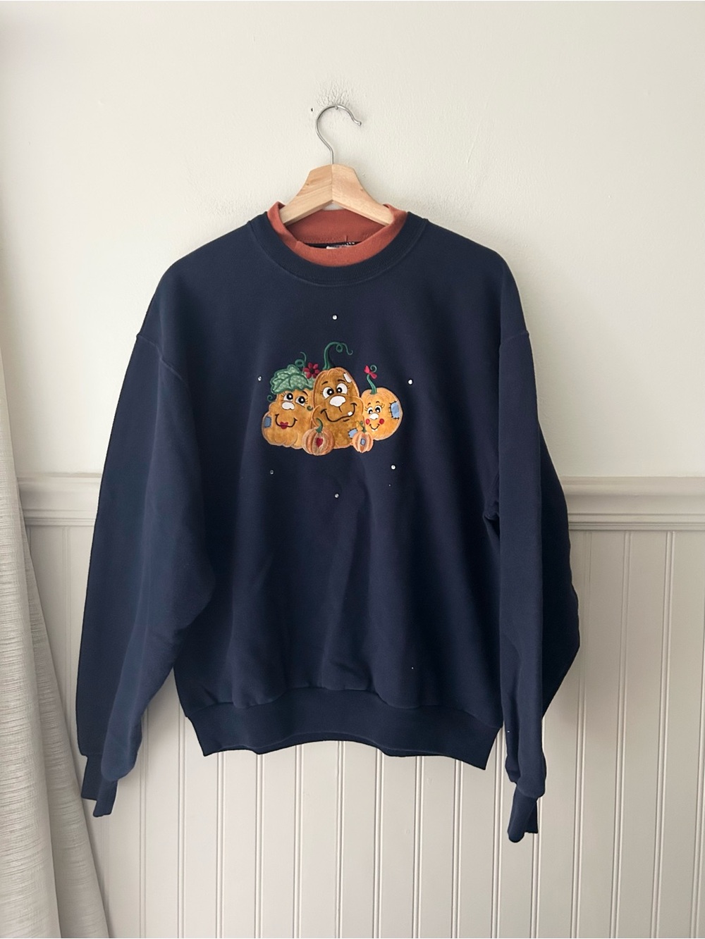 Vintage Jerzees Medium Navy Crewneck Sweatshirt with Pumpkin Trio Embroidery